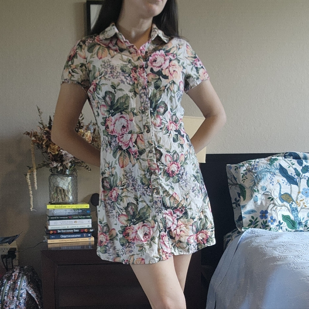 Olivaceous Floral Linen-Rayon Top in Pink, Green & Cream